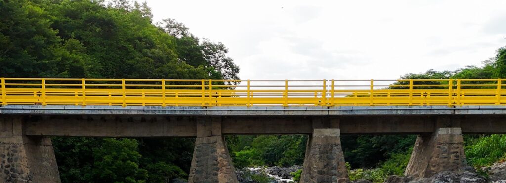 MOP BENEFICIA A CUATRO CASERÍOS CON OBRAS DE PASO Y PUENTE PEATONAL