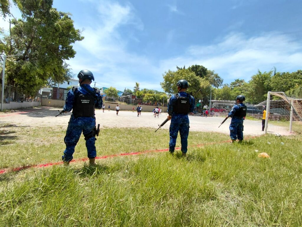 HABITANTES DE SAN BARTOLO AGRADECEN EL FORTALECIMIENTO DE LAS MEDIDAS DE SEGURIDA EN LA ZONA