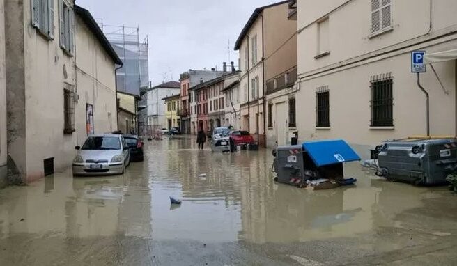 ALERTA ROJA EN EL NORTE DE ITALIA POR TEMOR A INUNDACIONES