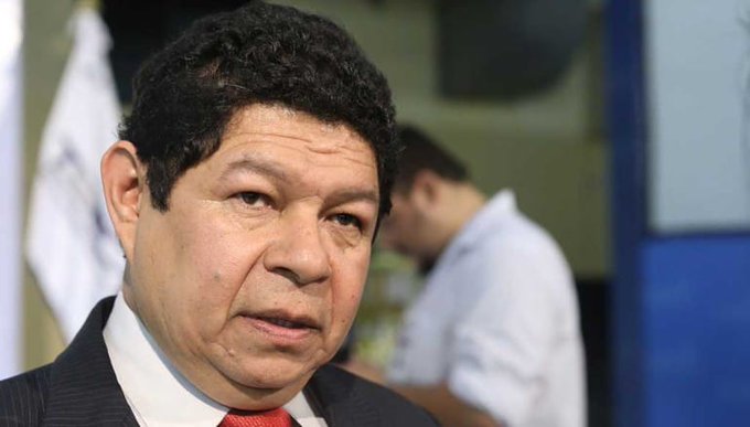 EXMINISTRO BENITO LARA AFIRMA QUE SI HUBIERA QUERIDO FUGARSE «TUVO 5 AÑOS Y SIGUIÓ CUMPLIENDO»