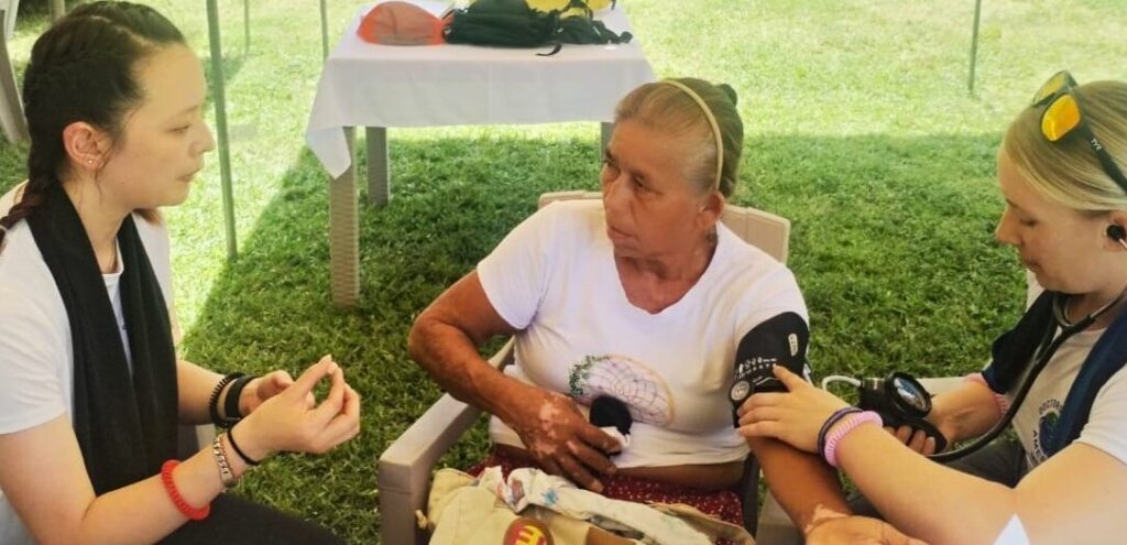 SONSONATE BENEFICIADO CON JORNADA DE SALUD REALIZADA POR COMANDOS Y DOCTORES DE LAS AMÉRICAS