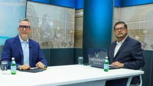 PASTOR TOBY JR: MINISTRA DE EDUCACIÓN QUE HA PUESTO NERVIOSOS A MUCHOS