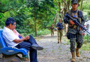 DE PAÍS MÁS VIOLENTO A REFERENTE REGIONAL EN SEGURIDAD