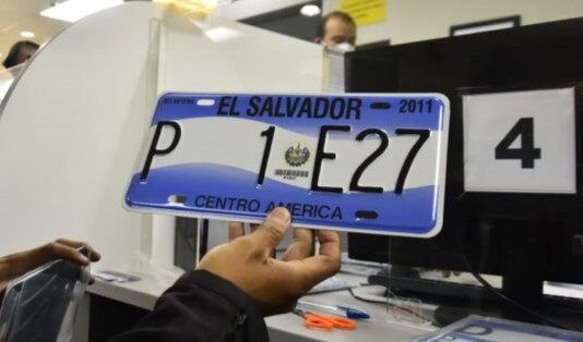 DIPUTADOS ESTUDIARÁN PRÓRROGA PARA VIGENCIA DE PLACAS VEHICULARES