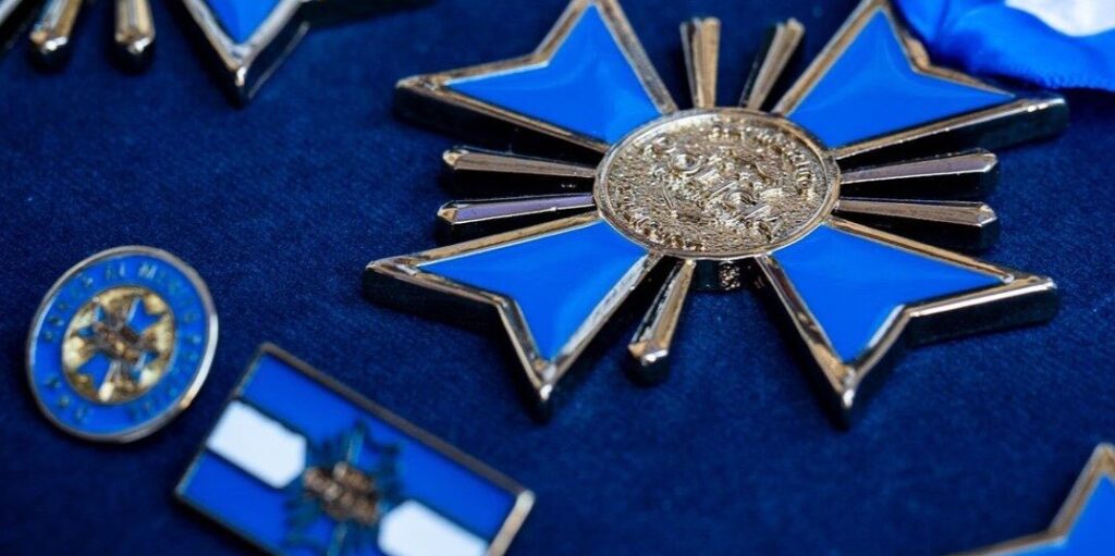 RECONOCEN AL PERSONAL POLICIAL DESTACADO POR SU SERVICIO A LA COMUNIDAD