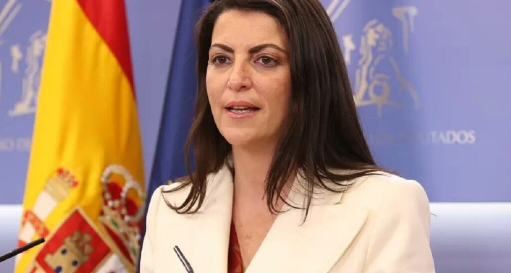 EXDIPUTADA ESPAÑOLA DESTACA AL GOBIERNO DEL PRESIDENTE BUKELE COMO «EJEMPLO DE LIBERTAD»