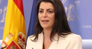 EXDIPUTADA ESPAÑOLA DESTACA AL GOBIERNO DEL PRESIDENTE BUKELE COMO «EJEMPLO DE LIBERTAD»