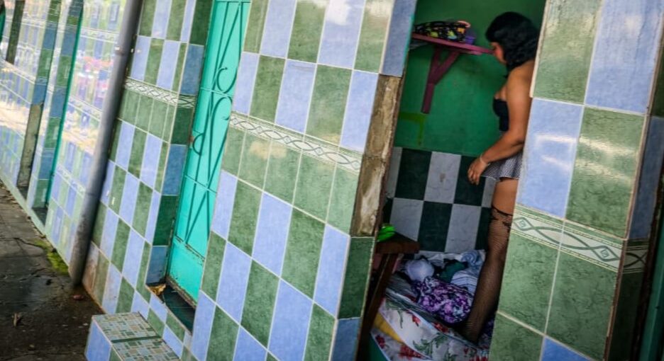 FGR INCAUTA PROSTÍBULOS Y BARES LIGADOS A DELITO DE TRATA