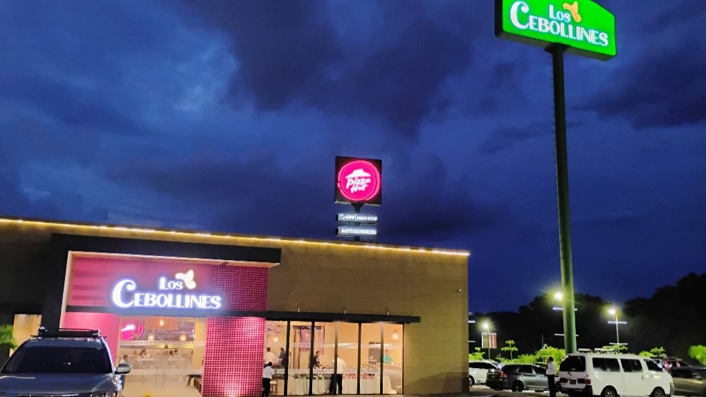 RESTAURANTE LOS CEBOLLINES ABRE SUS PUERTAS EN SOYAPANGO