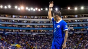 SELECCIÓN NACIONAL CAE 1-2 ANTE SURINAM EN EL CUSCATLÁN