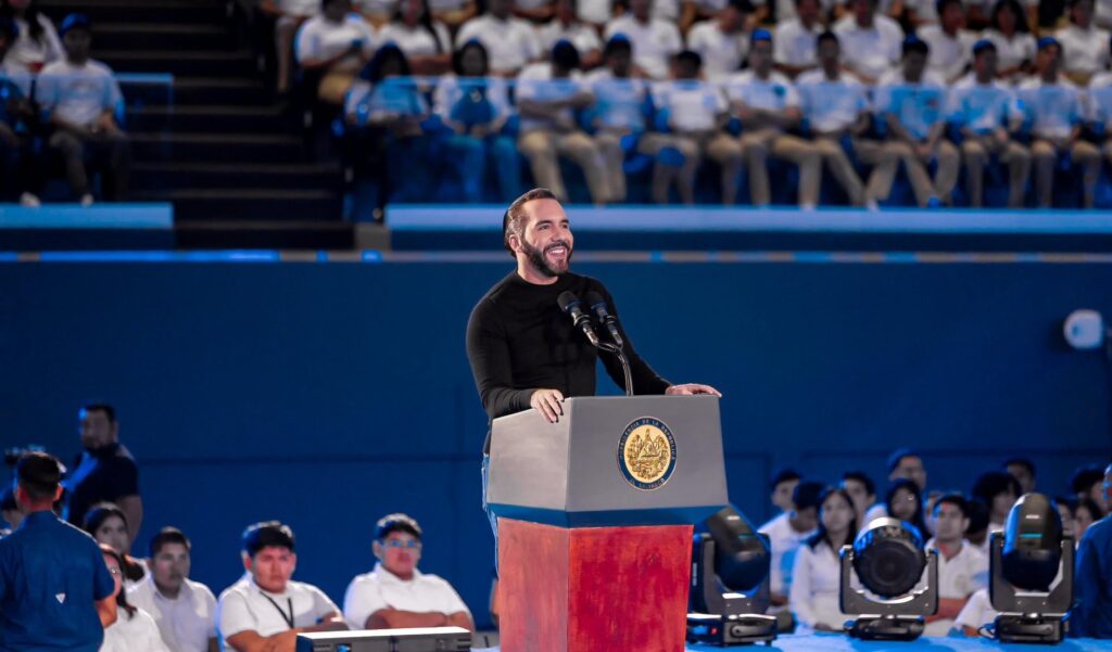 87 % DE LOS SALVADOREÑOS APRUEBA LA GESTIÓN DEL PRESIDENTE BUKELE