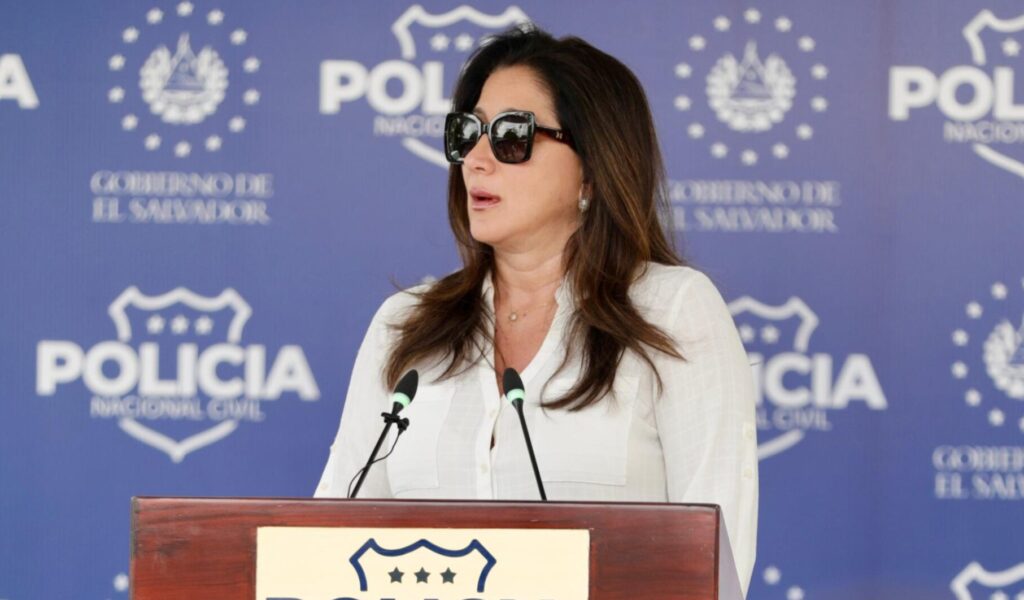 Ministra Michelle Sol: La Campanera simboliza la transformación de nuestro país
