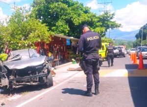 FATAL ACCIDENTE DEJA UNA PERSONA FALLECIDA Y OTRA LESIONADA DE GRAVEDAD EN SAN JUAN OPICO