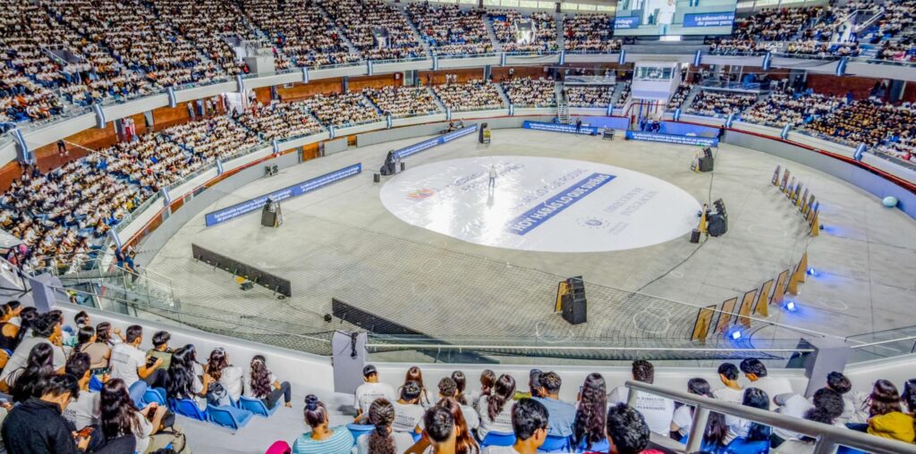 DIRECCIÓN DE INTEGRACIÓN REÚNE A NUEVOS BECADOS