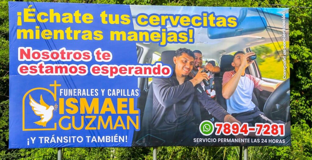 ¡ÈCHATE TUS CERVECITAS MIENTRAS MANEJAS! EL MENSAJE SUBLIMINAL DE UNA CAMPAÑA PUBLICITARIA