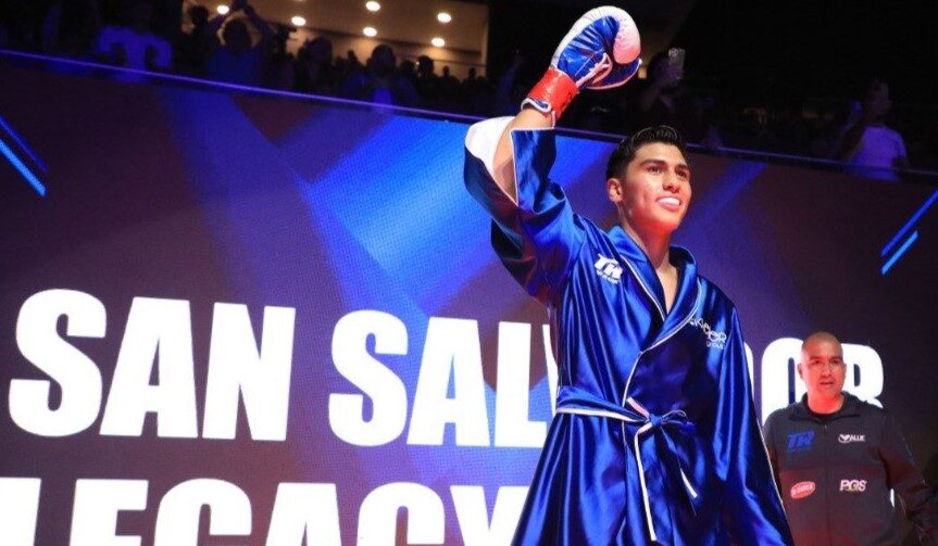 TRIUNFO SALVADOREÑO EN LA NOCHE DE CAMPEONES