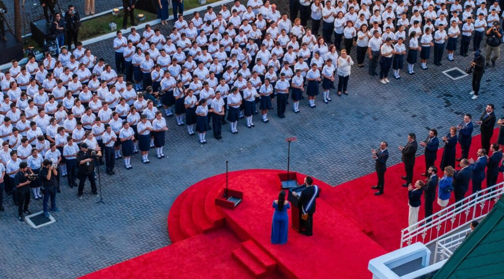“Para garantizar la paz es necesario trabajar en la educación”: presidente Bukele