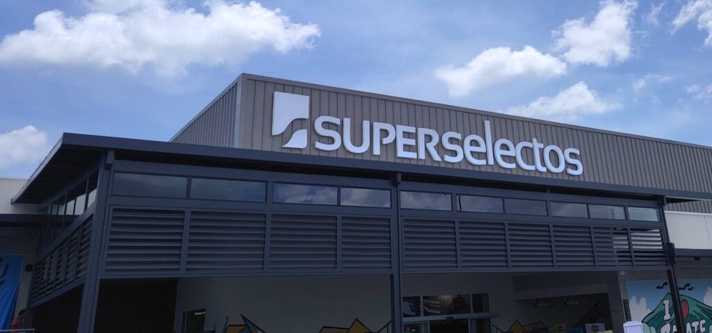 SUPER SELECTOS INAUGURA SUCURSAL 118 EN ZACATECOLUCA, LA PAZ