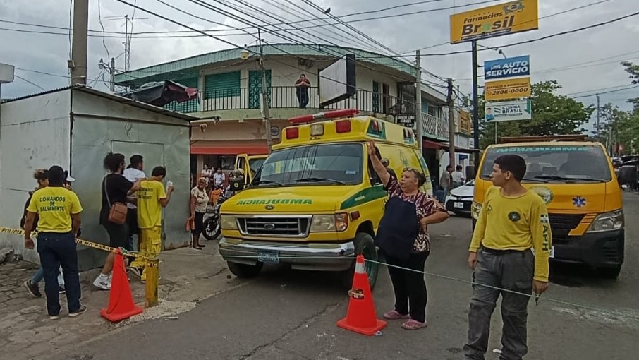 EL PAISNAL: DOS MUERTOS Y VARIOS LESIONADOS POR IMPACTO DE RAYO
