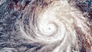 HURACÁN HUMBERTO CATEGORÍA 5 Y NUEVA DEPRESIÓN TROPICAL AMENAZA A EE.UU