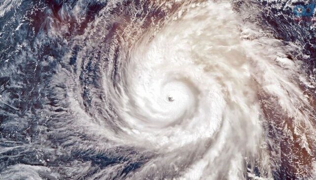 HURACÁN HUMBERTO CATEGORÍA 5 Y NUEVA DEPRESIÓN TROPICAL AMENAZA A EE.UU