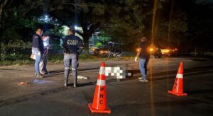 MOTOCICLISTA ARROLLA A ADULTA MAYOR Y CAUSA SU MUERTE EN COJUTEPEQUE
