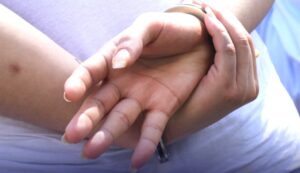 SEGUIRÁ EN PRISIÓN MUJER QUE TRANSPORTABA SEIS PORCIONES DE COCAÍNA, VALORADAS EN $191