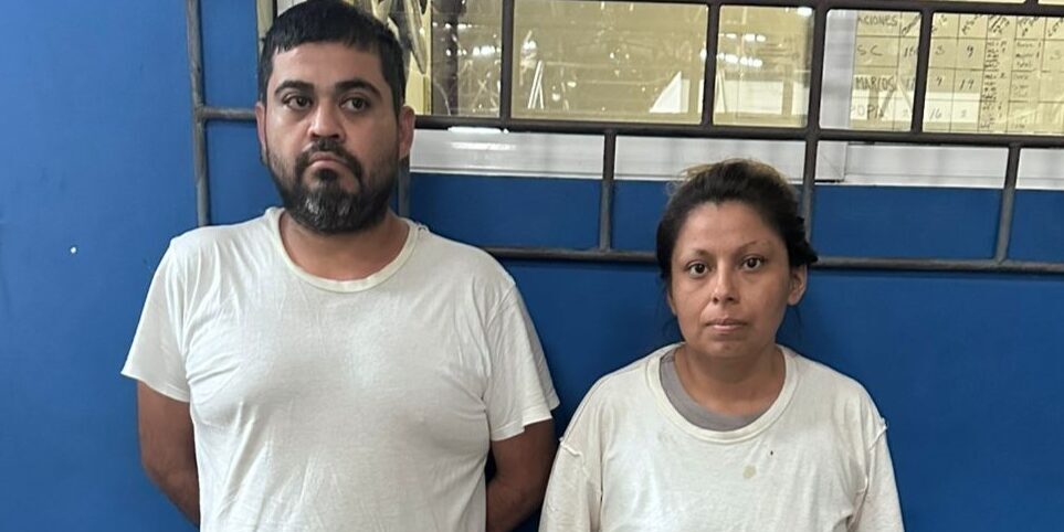 GR CAPTURA A DOS SUJETOS POR COMERCIO Y DISTRIBUCIÓN DE DROGA