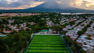 CIUDAD FUTURA EN CUSCATANCINGO CUENTA CON NUEVA CANCHA CONSTRUIDA POR LA DOM