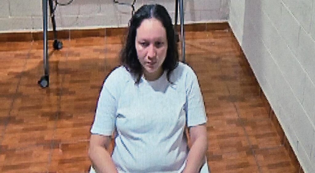 CONDENAN A 15 AÑOS DE PRISIÓN A MUJER QUE EXTORSIONABA A COMERCIANTE EN QUEZALTEPEQUE