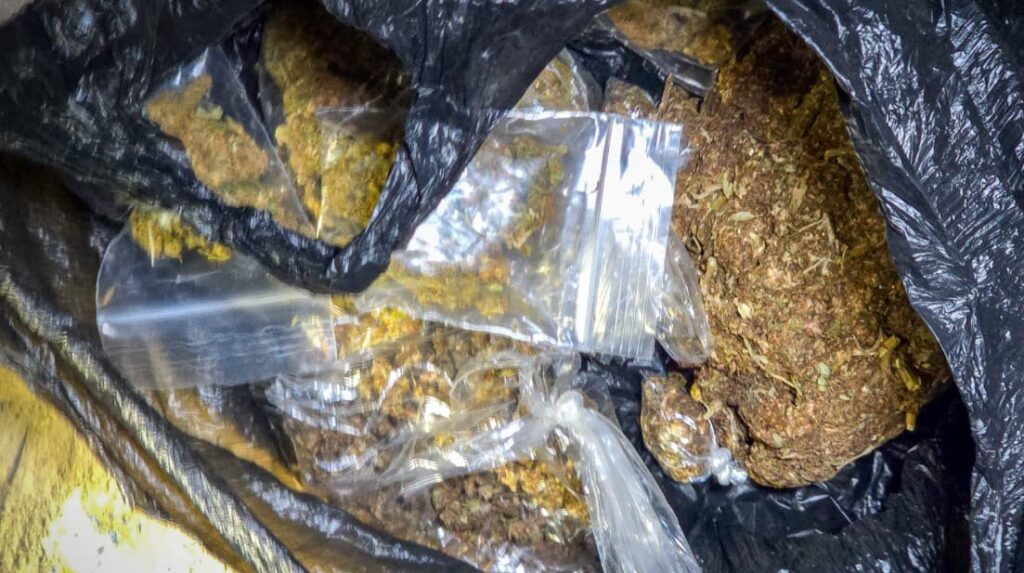 DESARTICULAN ESTRUCTURA QUE DISTRIBUÍA DROGA EN AHUACHAPÁN Y SANTA ANA