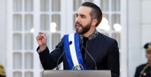 “Modelo de seguridad de Bukele sorprende a élites occidentales”