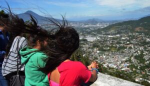 FRÍO INTENSO Y RÁFAGAS DE VIENTO: VÓRTICE POLAR IMPACTARÁ EL CLIMA EN EL SALVADOR