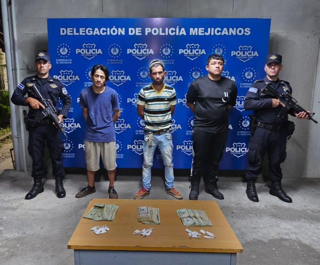 TRES DETENIDOS POR VENTA DE DROGA EN MEJICANOS TRAS OPERATIVO DE INTELIGENCIA POLICIAL
