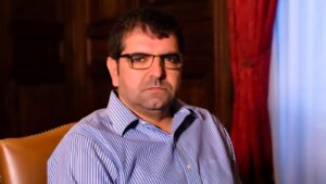 PERIODISTA ESPAÑOL ROBERTO VALENCIA DESTACA REDUCCIÓN DE HOMICIDIOS EN EL SALVADOR