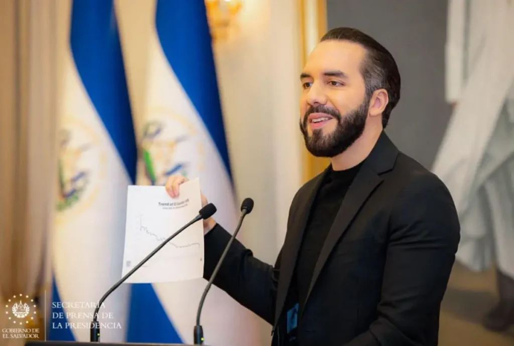 “GOBIERNO TRABAJA DÍA Y NOCHE PARA QUE NIÑOS TENGAN A TIEMPO SUS PAQUETES ESCOLARES”