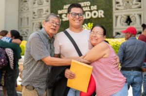 SALVADOREÑOS VIAJARÁN LEGALMENTE A NUEVO DESTINO EN EUROPA