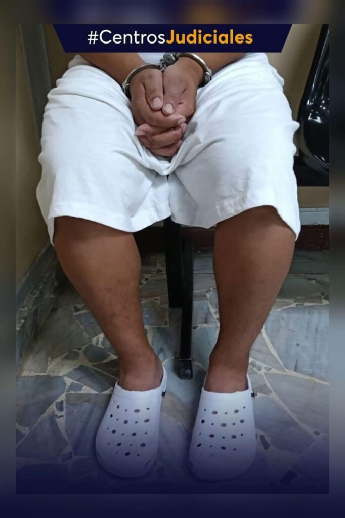 PROFESOR ES DETENIDO POR USAR CONSTANCIA MÉDICA FALSA PARA JUSTIFICAR INASISTENCIA