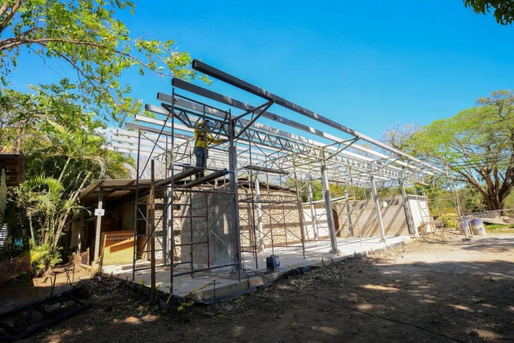 GOBIERNO MEJORA ESTACIÓN ACUÍCOLA EN SANTA CRUZ PORRILLO Y REACTIVA PRODUCCIÓN DE CAMARÓN