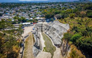 GOBIERNO DECLARA ELIMINADA MEGACÁRCAVA EN COLONIA SANTA EDUVIGES DE SOYAPANGO