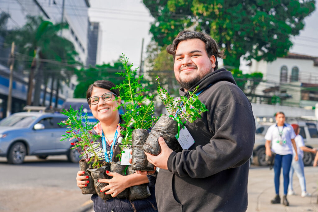 SAN SALVADOR REGALARÁ 10,000 PLANTAS POR EL DÍA DE LA MADRE TIERRA