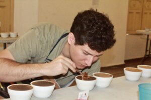 CAFÉ SALVADOREÑO RESURGE Y DESTACA EN COMPETENCIA INTERNACIONAL DE ALTA CALIDAD