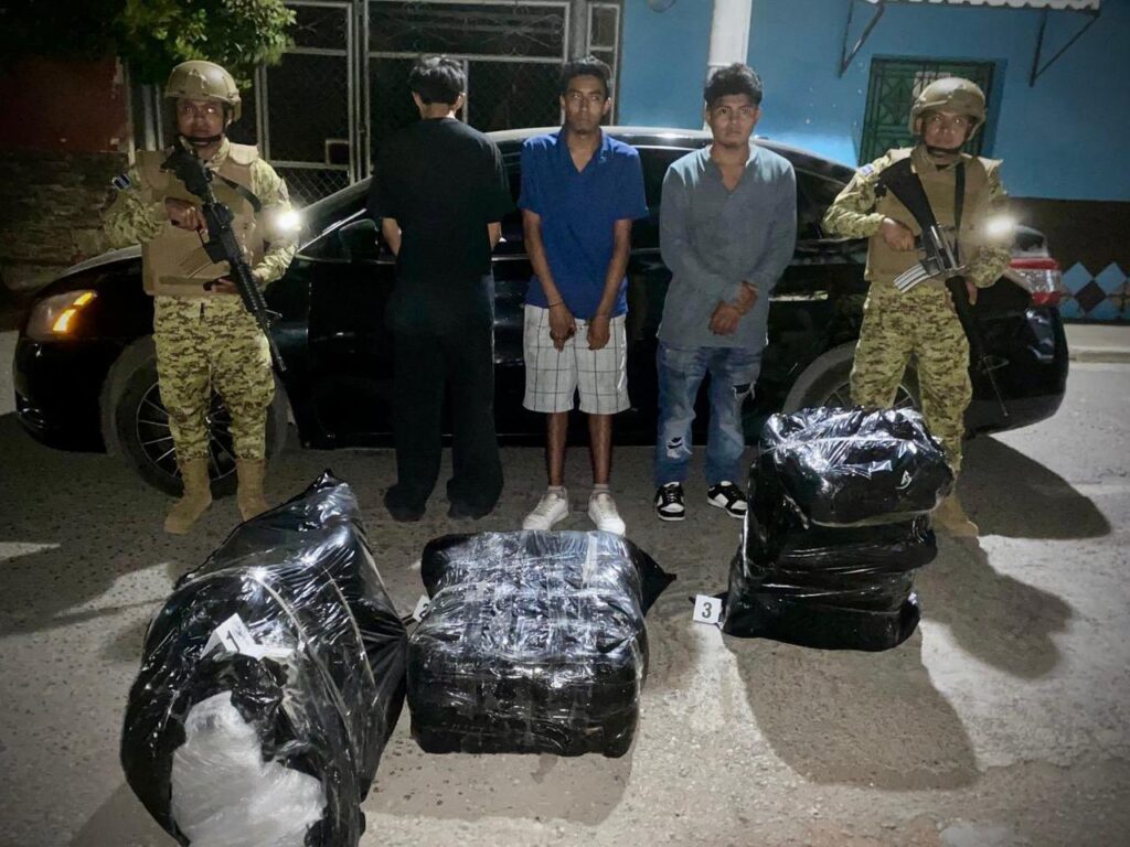 FUERZA ARMADA DECOMISA MARIHUANA EN FRONTERA DE AHUACHAPÁN