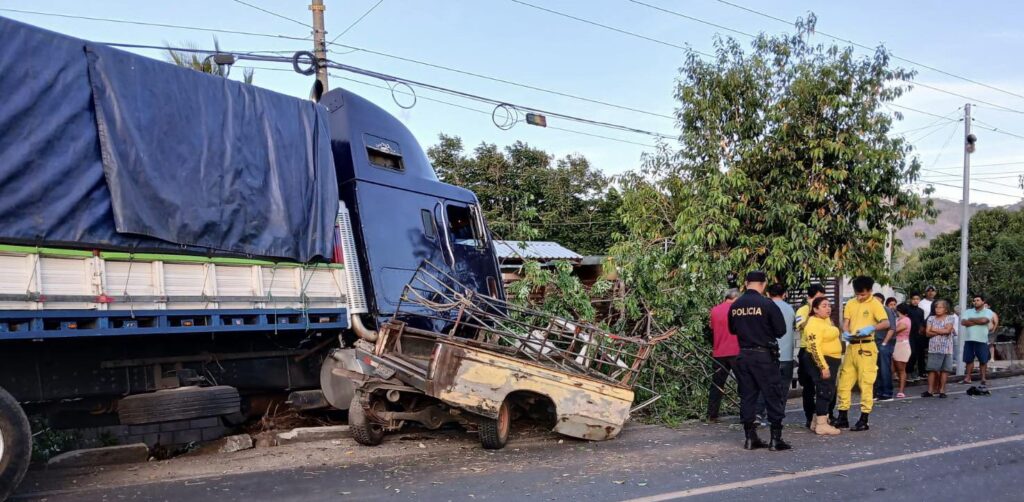 FATAL ACCIDENTE EN CARRETERA SANTA ANA – CANDELARIA DE LA FRONTERA