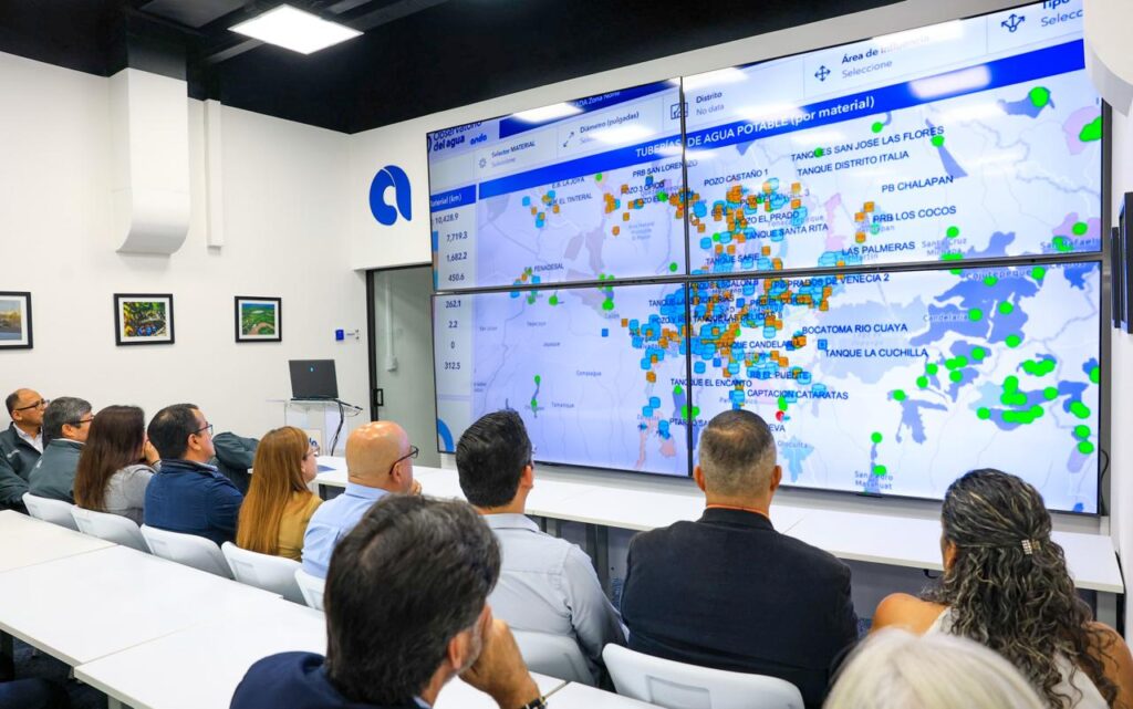 INAUGURAN NUEVO CENTRO DE MONITOREO DEL SERVICIO DE AGUA A NIVEL NACIONAL