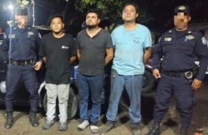 CAEN TRAS INTENTAR ADUEÑARSE DE VEHÍCULO ALQUILADO Y DESMANTELARLO PARA VENDERLO POR PIEZAS