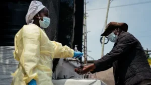 BROTE DE ÉBOLA REGISTRA MÁS DE 200 MUERTES