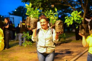 GOBIERNO REFUERZA ACCIONES AMBIENTALES CON SIEMBRA DE 20,000 ÁRBOLES EN EL ESPINO Y PARQUE BICENTENARIO