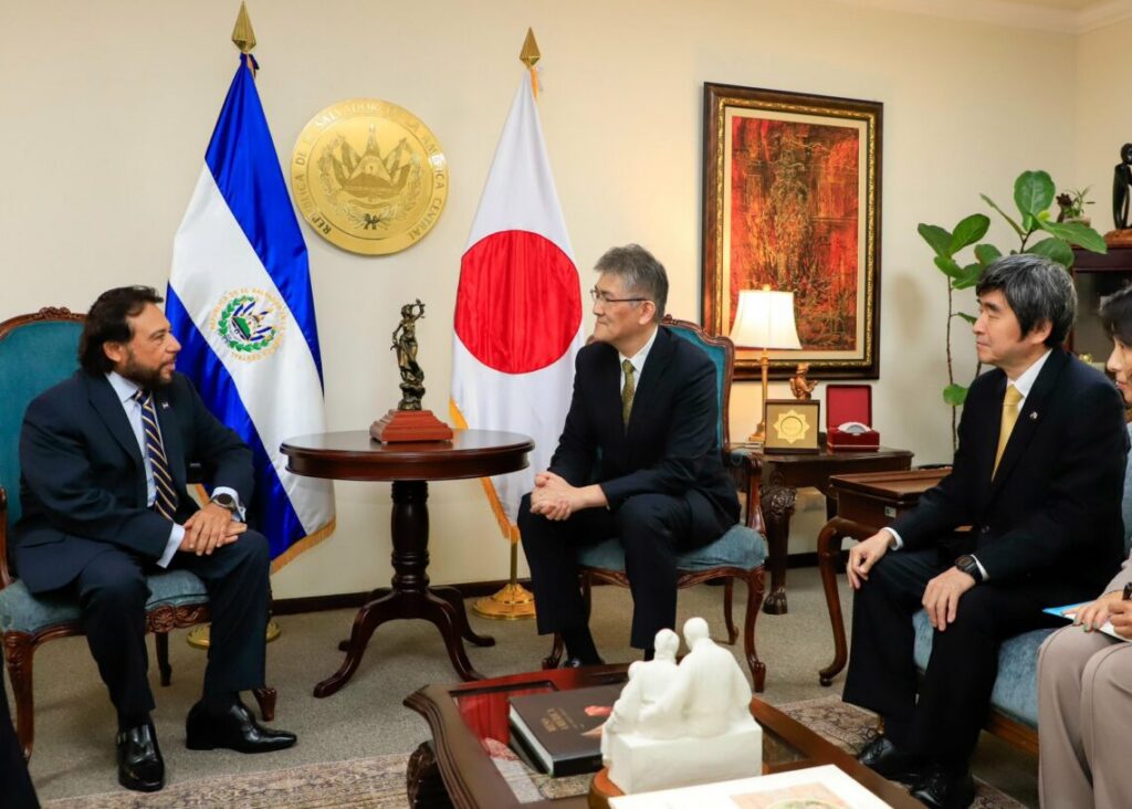 JAPÓN REAFIRMA SU APOYO CON EL SALVADOR