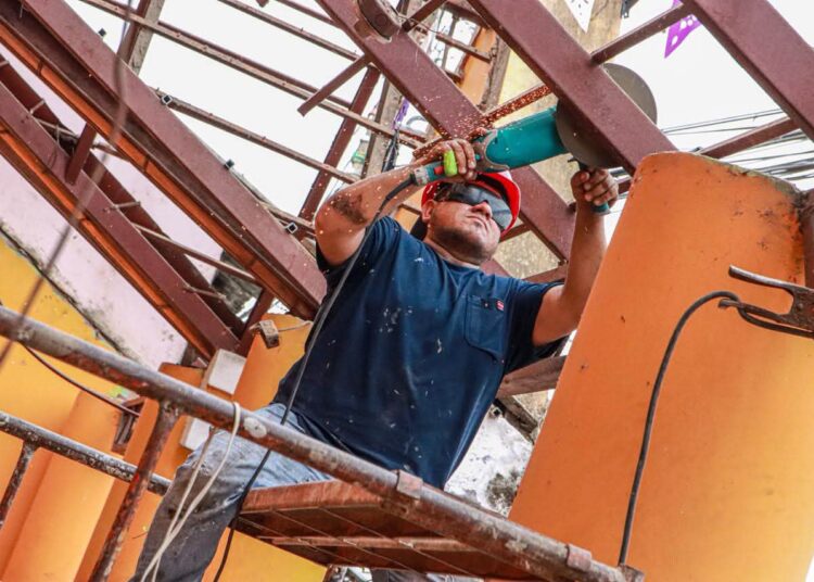 REMODELAN MERCADO PLAZA ESPAÑA EN NEJAPA